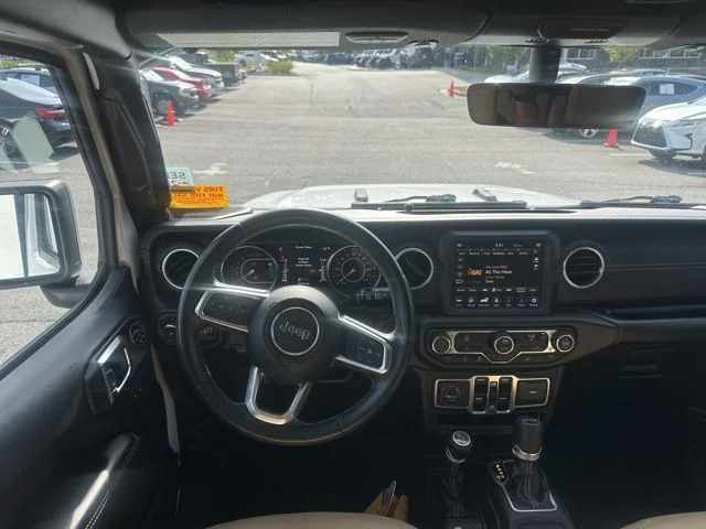 Used 2018 White Jeep Unlimited Sahara image 16