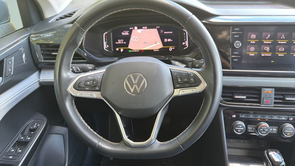 Used 2022  Volkswagen 1.5T SEL image 12