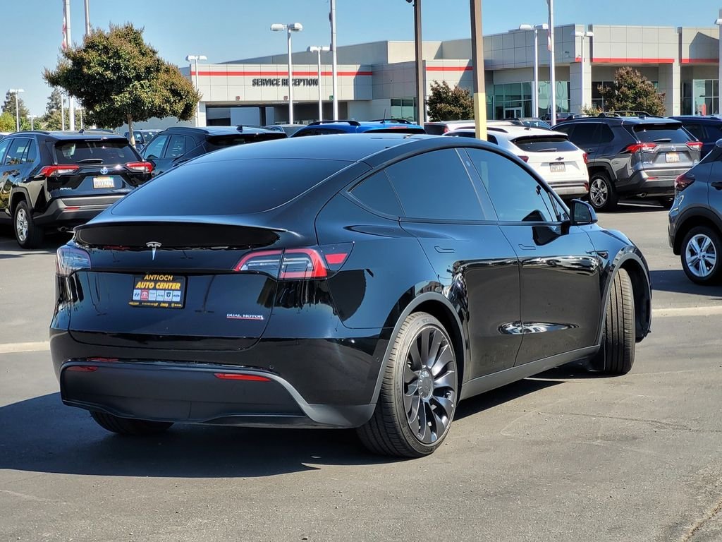 Used 2022 Black Tesla Performance image 4
