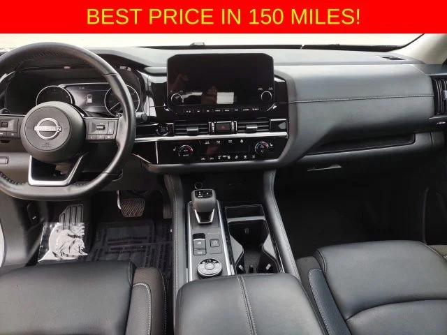 Certified Used 2025 Brilliant Silver Metallic Nissan SL image 13
