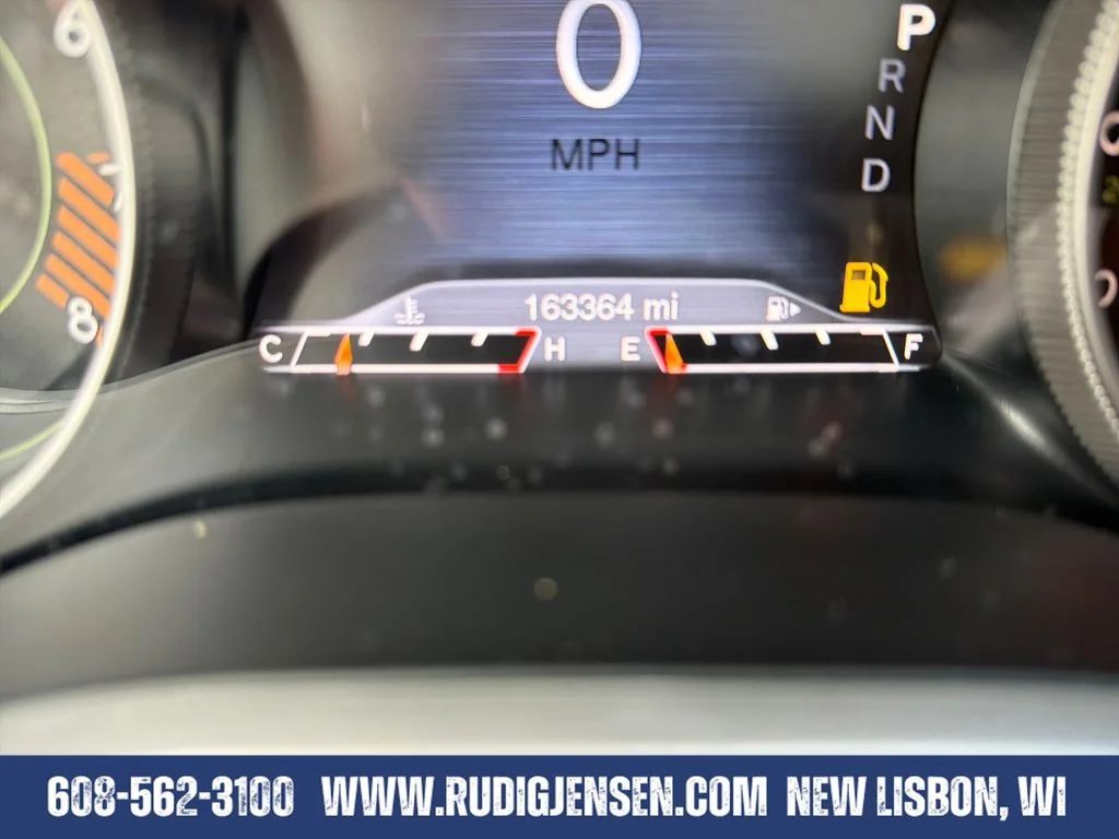 Used 2016 Gray Jeep Trailhawk image 16