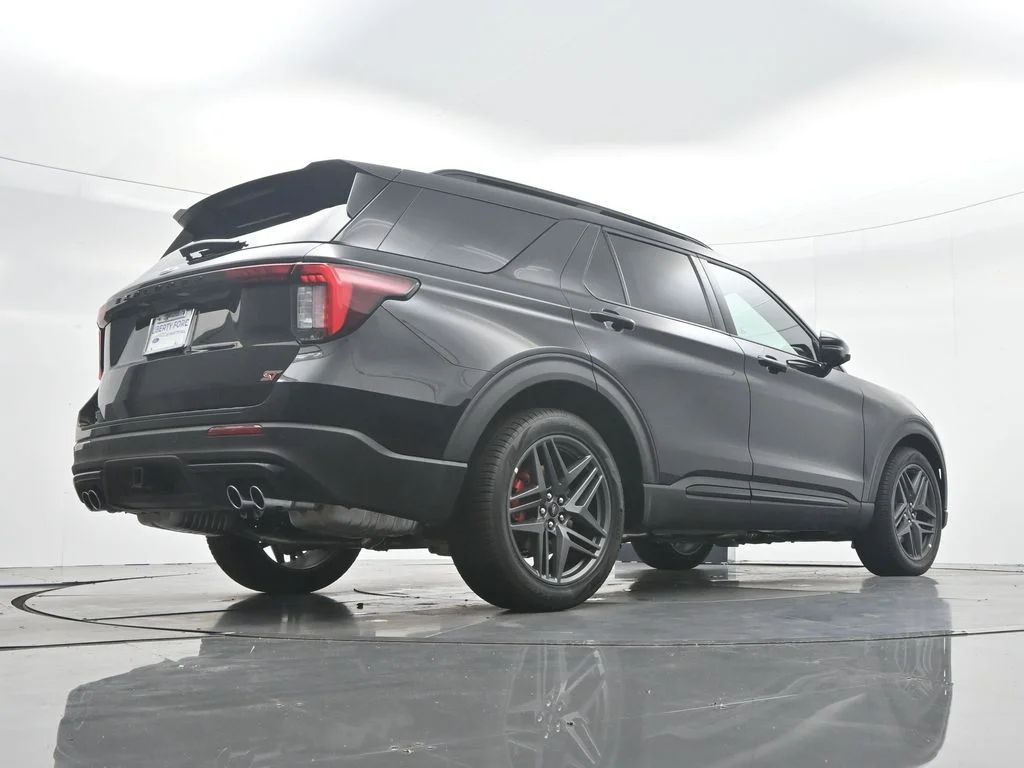 New 2026 Agate Black Metallic Ford ST image 46
