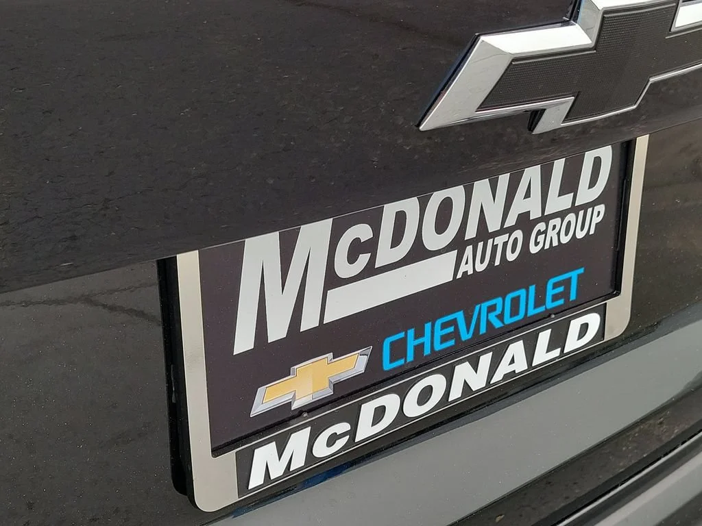 New 2026 Mosaic Black Metallic Chevrolet LT image 26