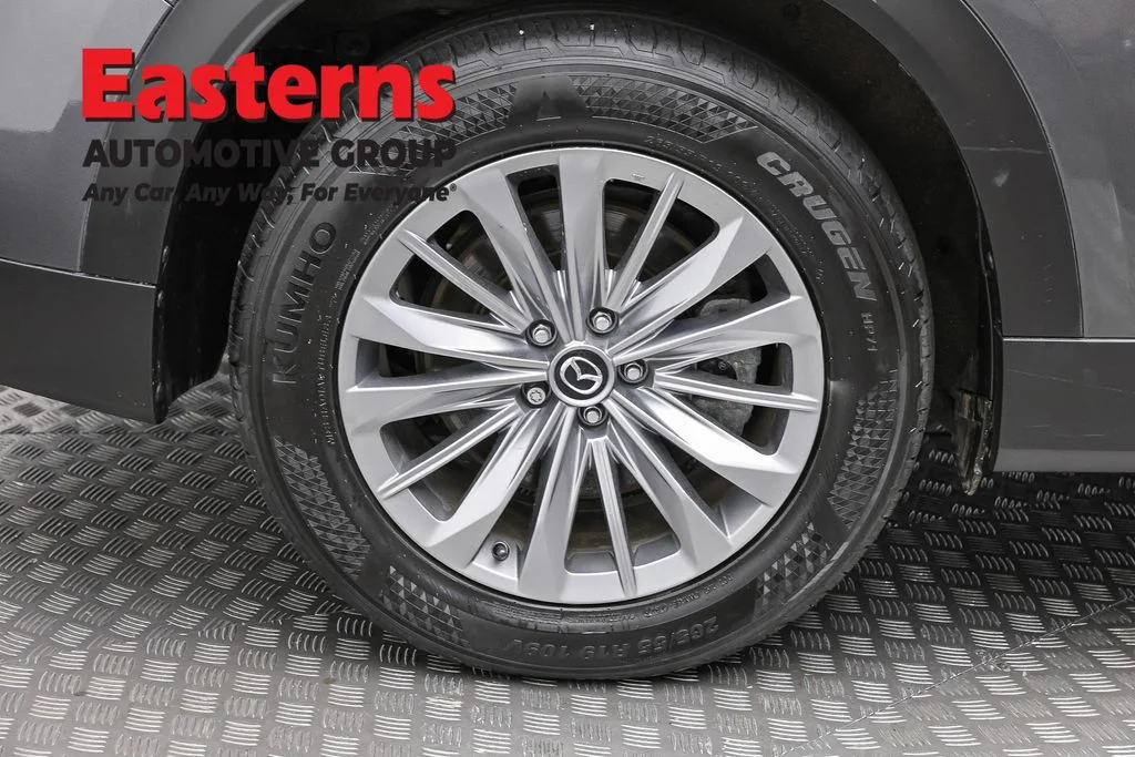 Used 2024 Gray Mazda Preferred image 35