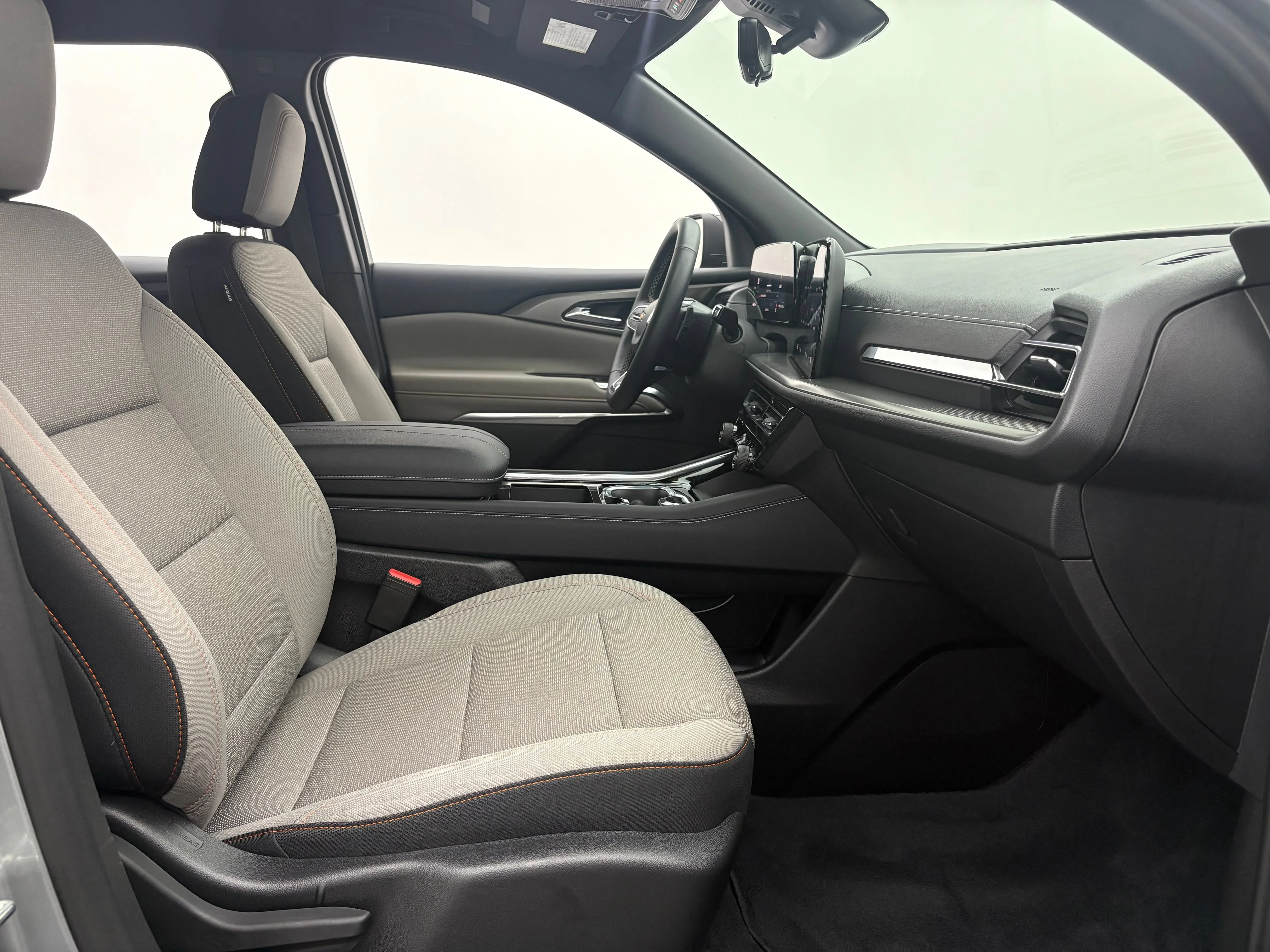 Used 2026 Sterling Gray Metallic Chevrolet LT image 35