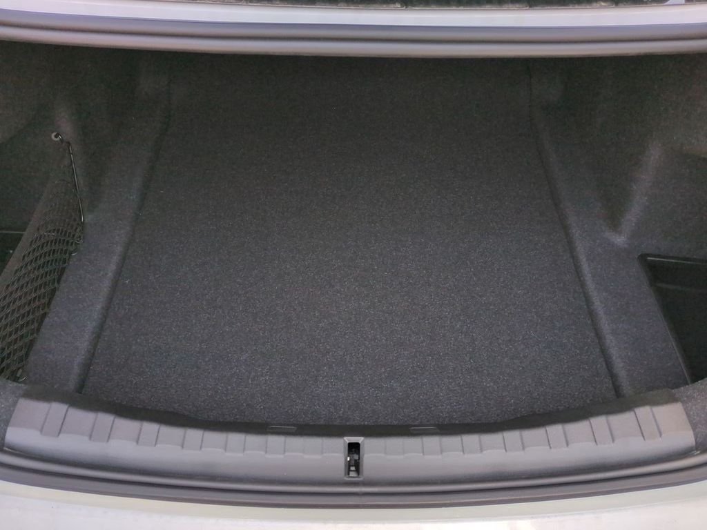 New 2026 Mineral White Metallic BMW 330i image 13