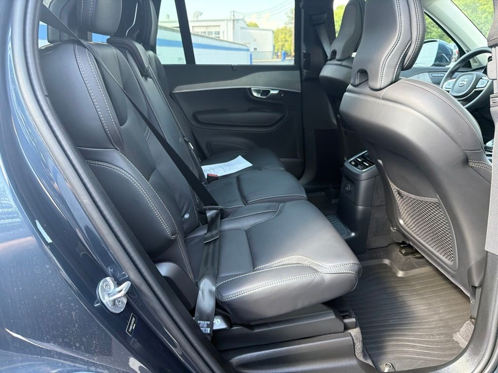 Used 2024 Denim Blue Metallic Volvo Ultimate image 24