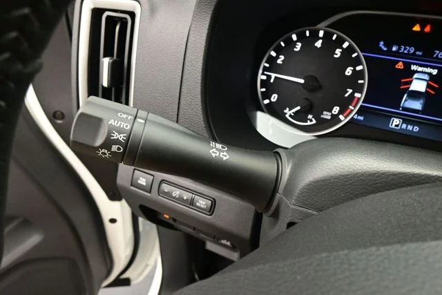 2026 Nissan Frontier SV - Photo 17