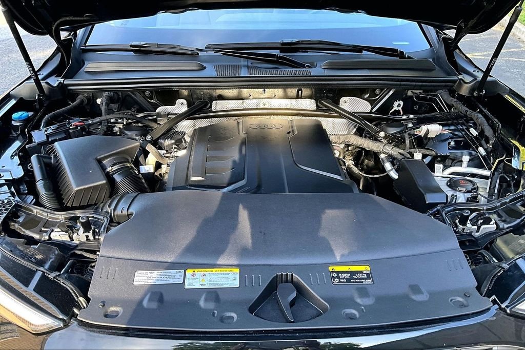 Used 2025 Black Audi 2.0T Premium image 30