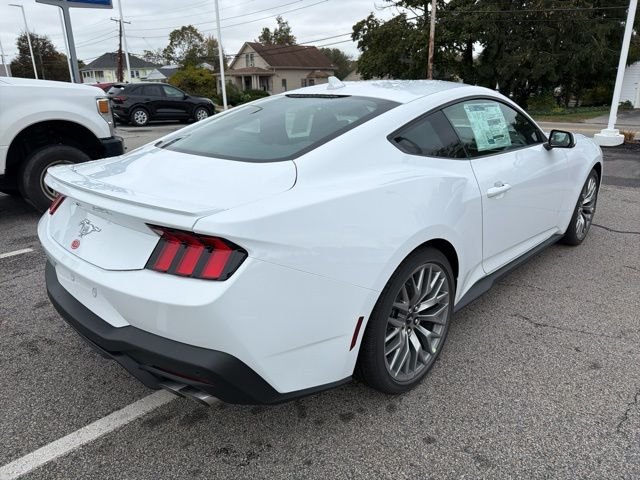 New 2025 Oxford White Ford EcoBoost® Premium Fastback image 3