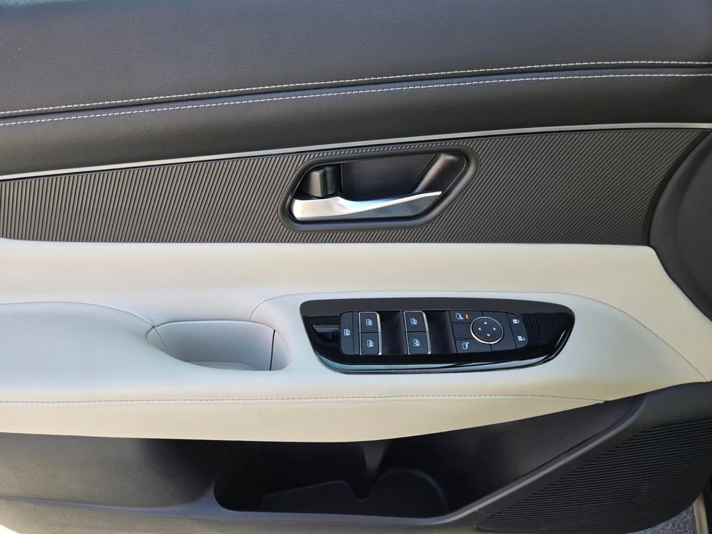 2025 Nissan Murano SV - Photo 22