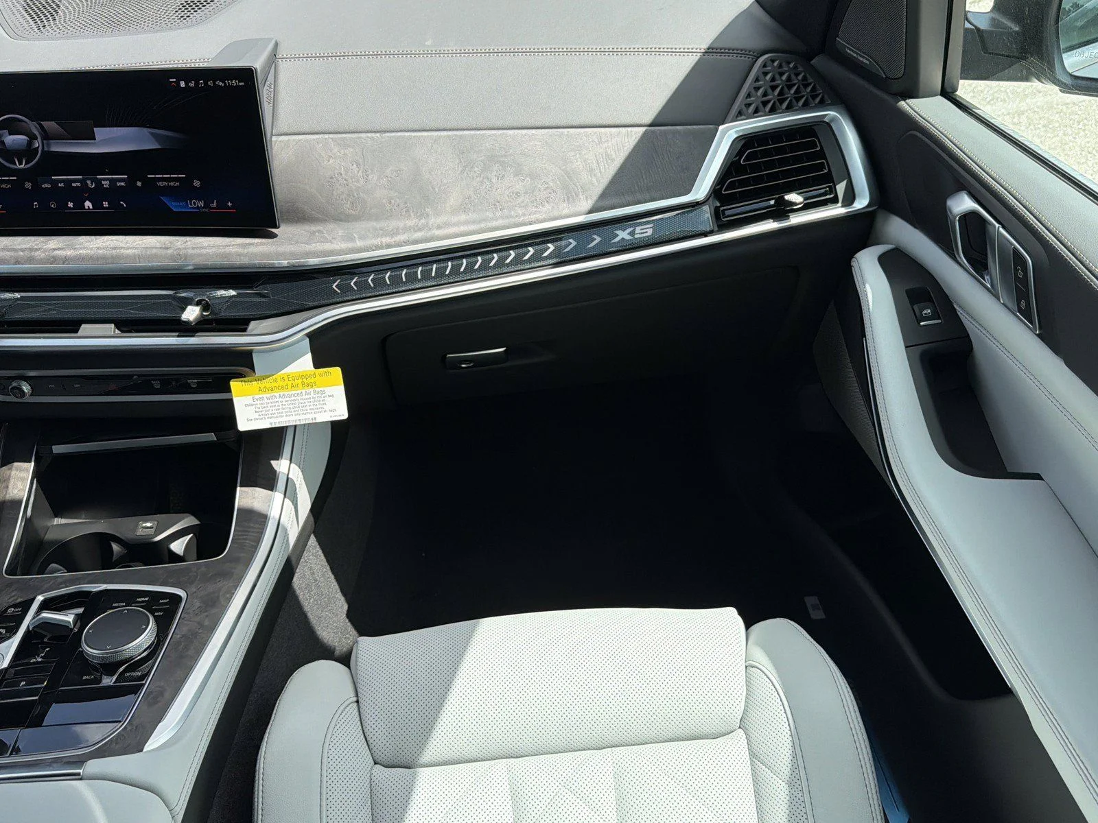 New 2026 Skyscraper Grey Metallic BMW xDrive40i image 18