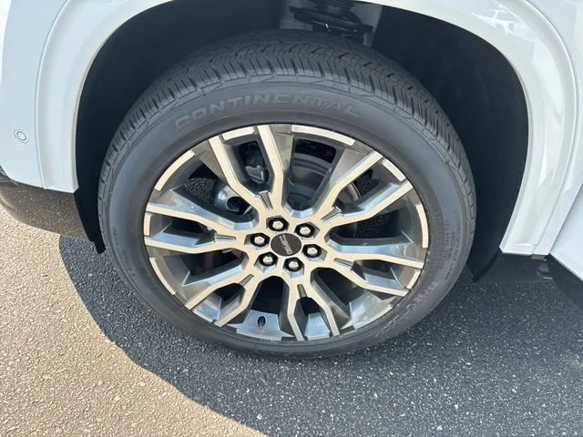 New 2026 Summit White GMC Denali Ultimate image 29