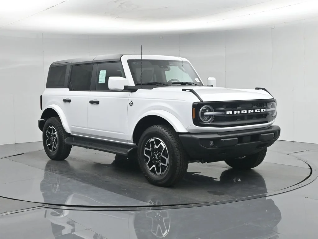 New 2026 White Ford Outer Banks image 54