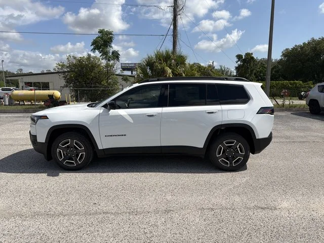 New 2026 Bright White Clear-Coat Exterior Paint Jeep Laredo image 7