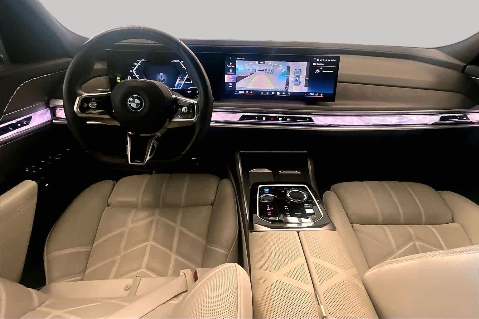 Used 2024 Brooklyn Grey Metallic BMW xDrive60 image 14