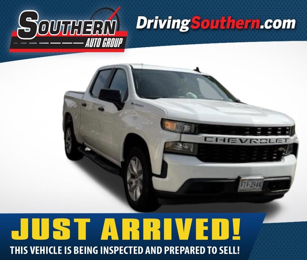 2019 Chevrolet Silverado 1500 Custom 4X4 Crew Cab Short Box's photo