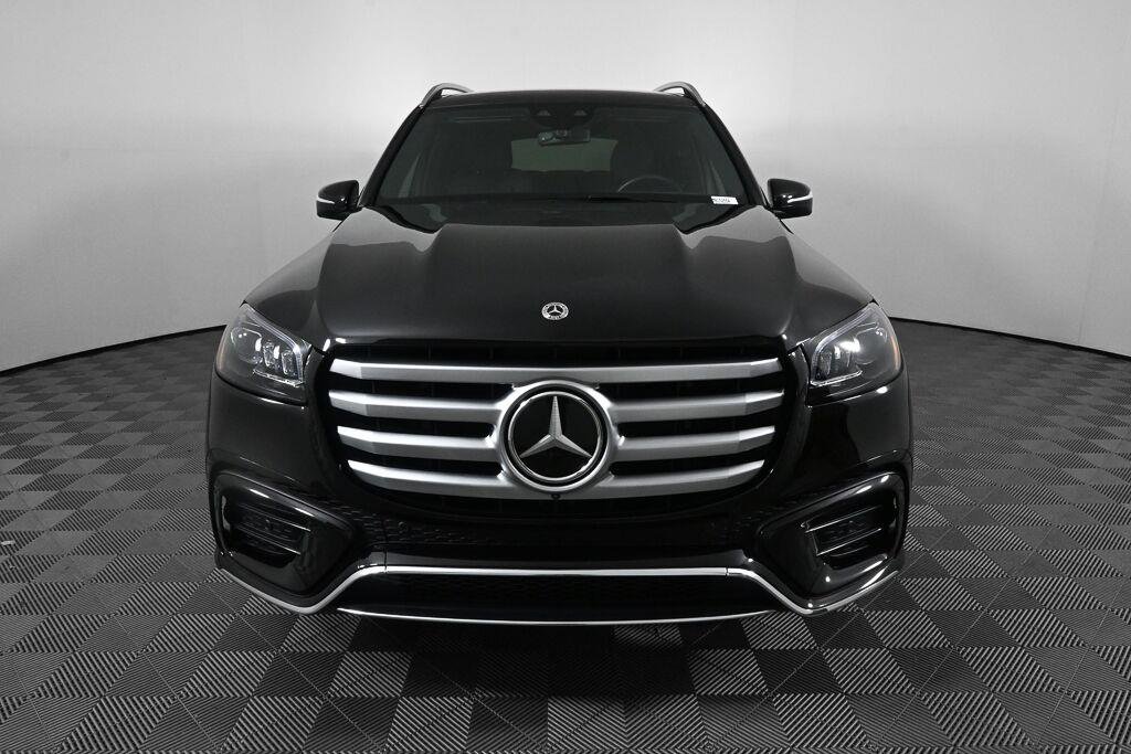 Certified Used 2025 Obsidian Black Metallic Mercedes-Benz GLS 580 image 35