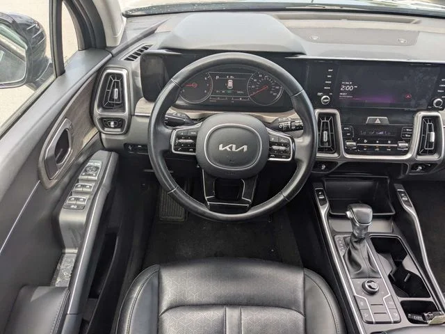 Used 2023 Black Kia X-Line S image 15