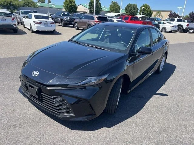 2025 Toyota Camry 2025 Toyota Camry LE 4dr Car
