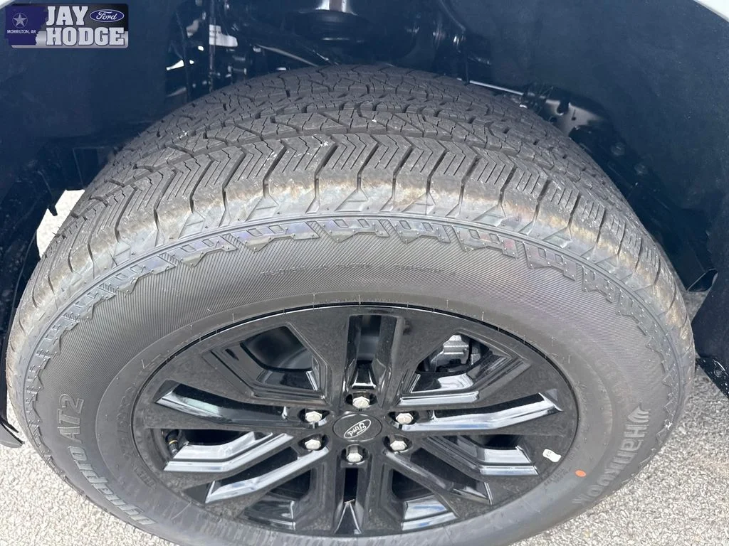 New 2026 Avalanche Ford Lariat® image 26