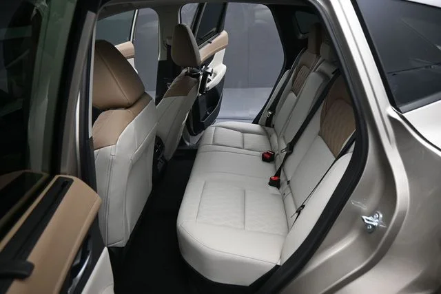New 2026 Gold Nissan Platinum image 16