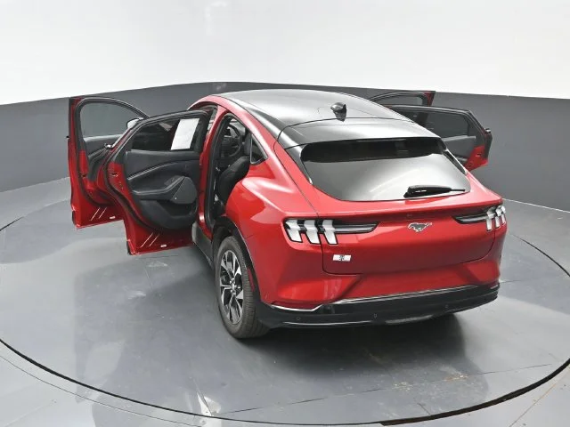 Certified Used 2021 Rapid Red Metallic Tinted Clearcoat Ford Premium image 51