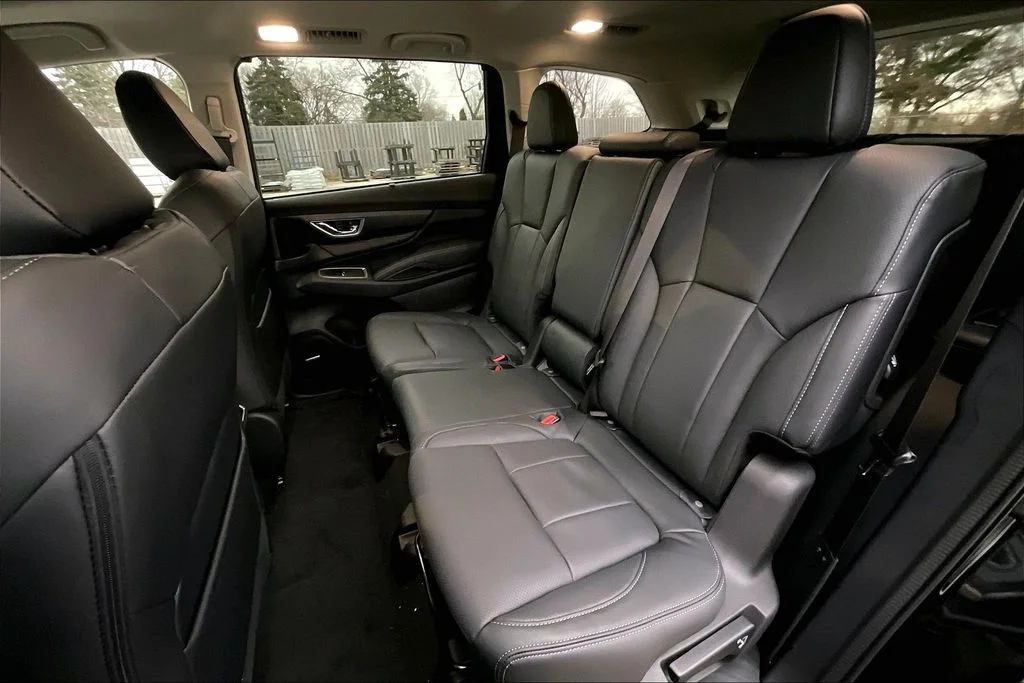 New 2026 CRYSTAL BLACK SILICA Subaru Limited 7-Passenger image 10