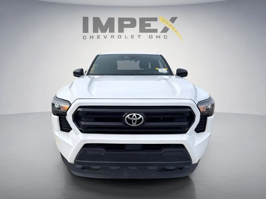 Used 2025 White Toyota SR image 8