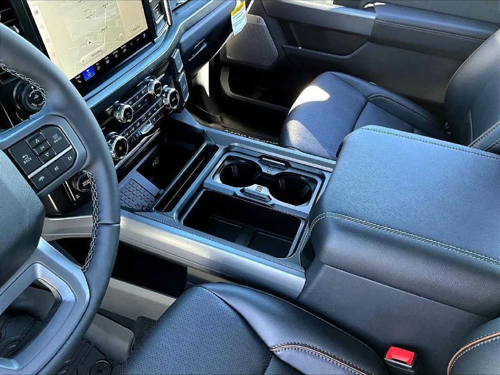 New 2027 White Ford Lariat image 29