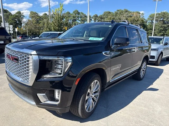 Used 2022 Black GMC Denali image 4