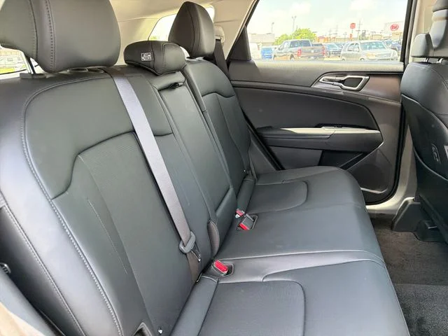 New 2026 Fusion Black Kia EX image 23