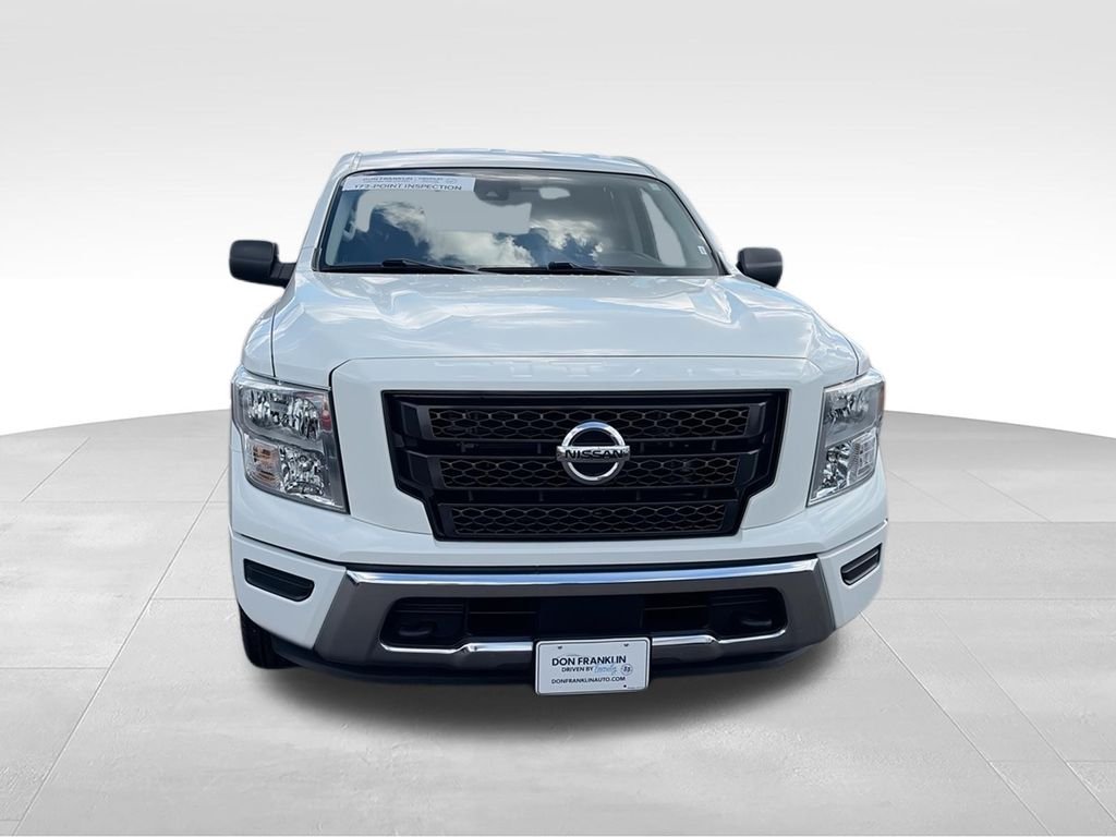 Certified Used 2022 White Nissan SV image 4