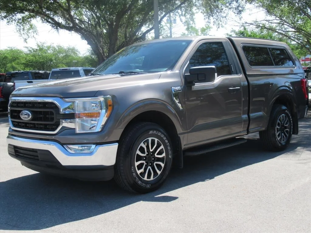 Used 2021 Gray Ford XLT image 3