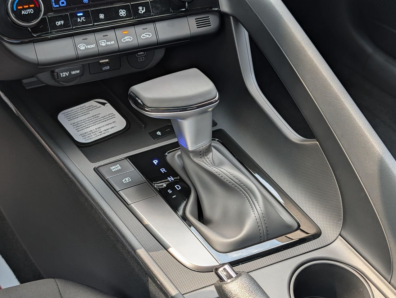 New 2026 Serenity White Hyundai SEL Sport image 14