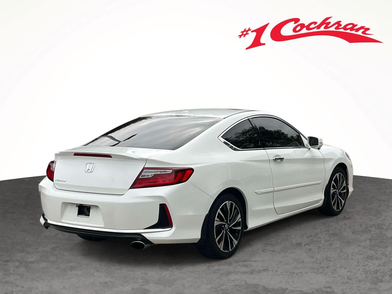 Used 2017  Honda EX-L image 10