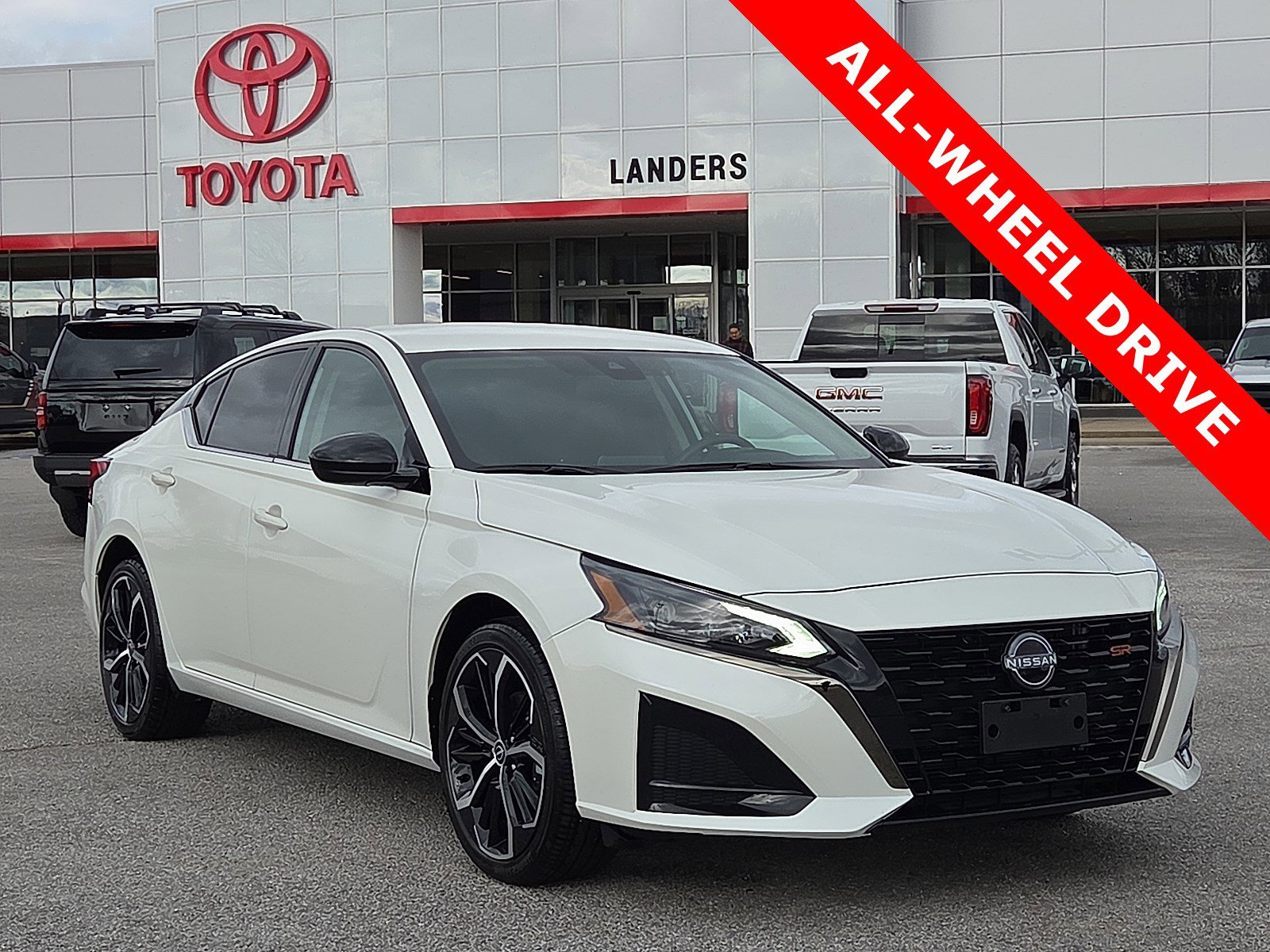 2024 Nissan Altima SR