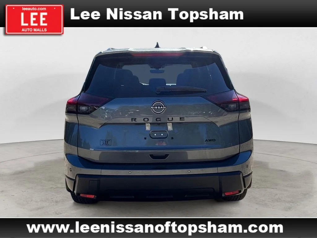 New 2026 Gun Metallic Nissan Dark Armor image 4