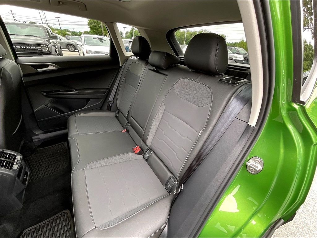 Used 2025 Bright Moss Green Metallic/Deep Black Roof Volkswagen 1.5T SE Black image 14