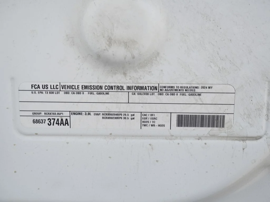 Used 2024 White Jeep Series II image 6