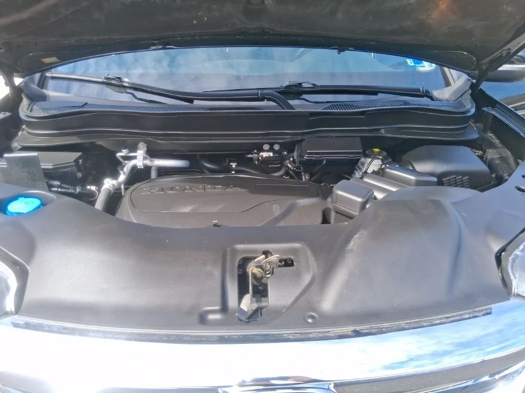 Used 2022 Black Honda EX-L image 25