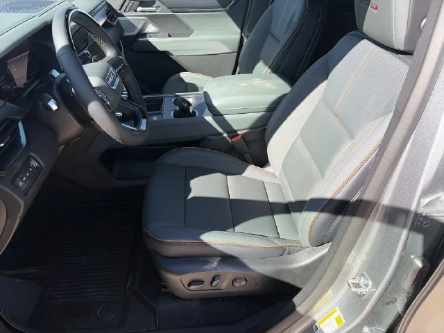 New 2027 Silver GMC AT4 image 10