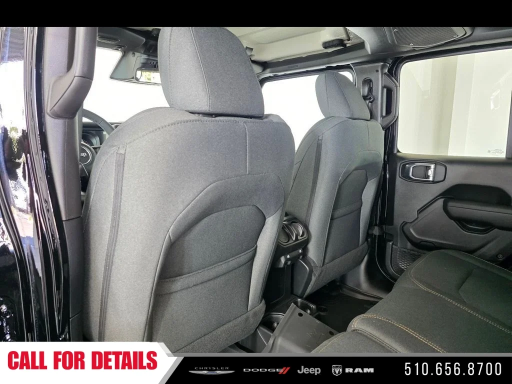 New 2025 Black Clear-Coat Exterior Paint Jeep Sport S image 13