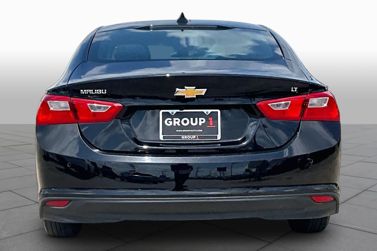 Used 2024 Mosaic Black Metallic Chevrolet LT image 5