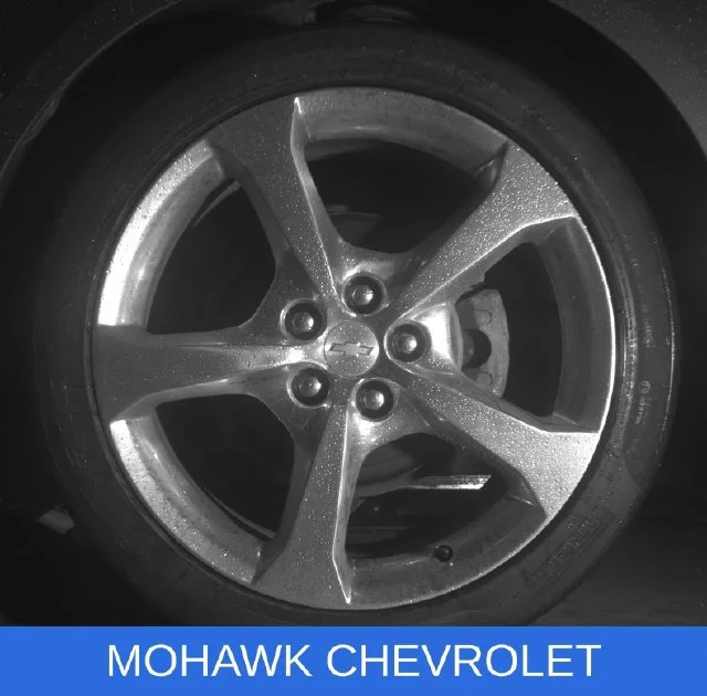 Used 2015 CRYSTAL RED TINTCOAT Chevrolet LT image 25