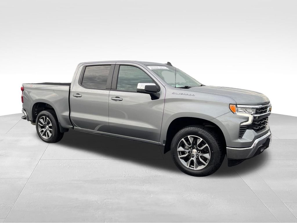 Used 2023 Gray Chevrolet LT image 7