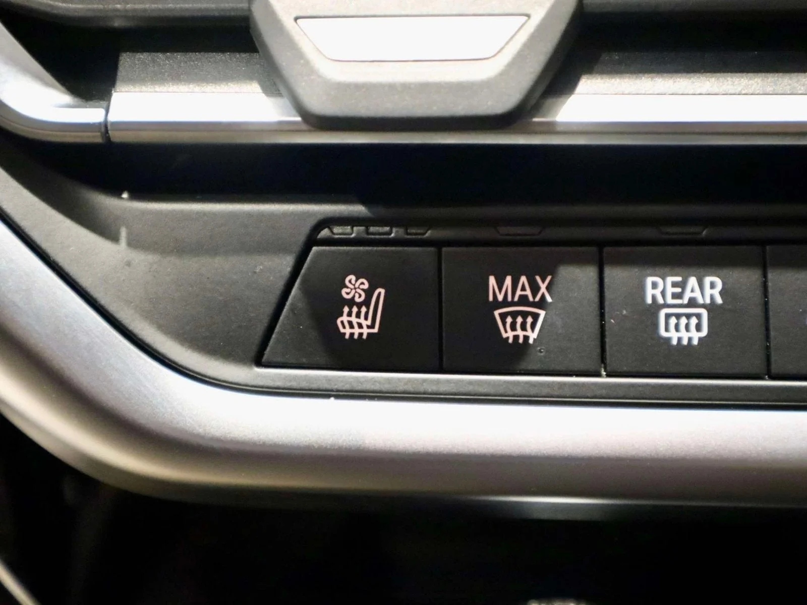 Used 2024 Brooklyn Grey Metallic BMW M40i image 38
