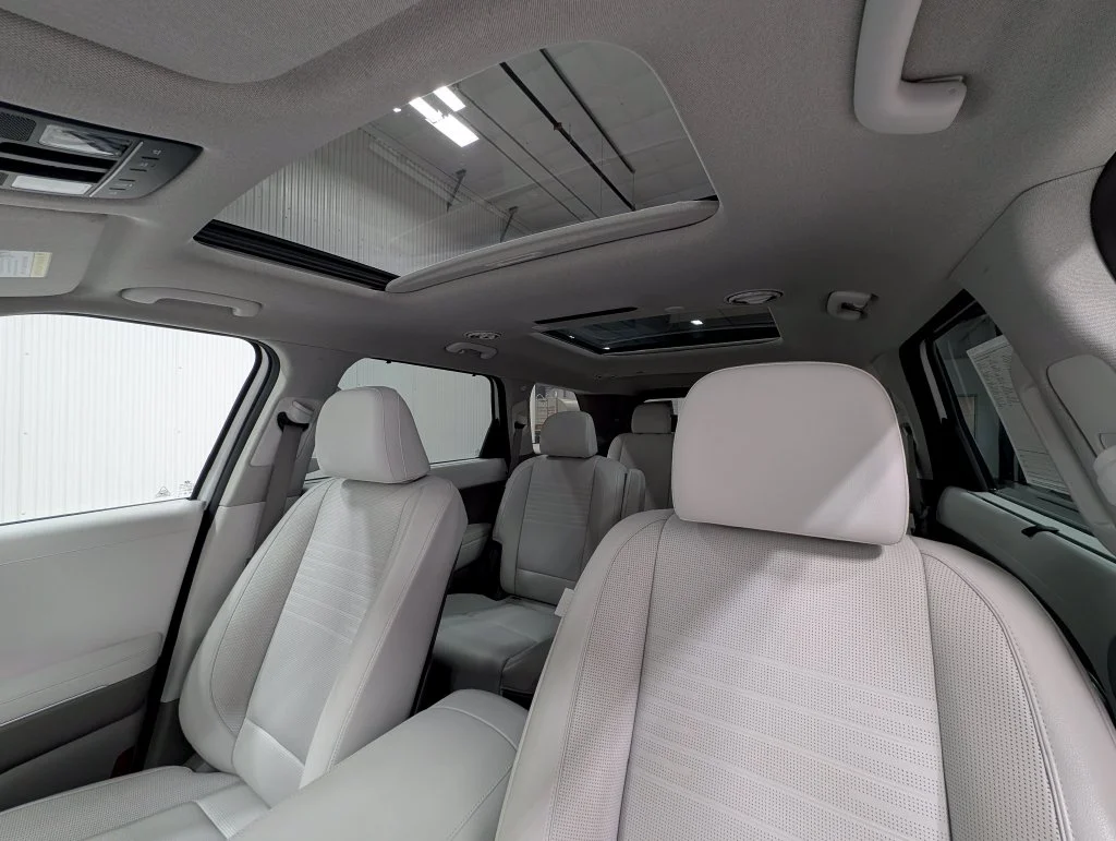 Certified Used 2026 Pearl Hyundai Limited image 14