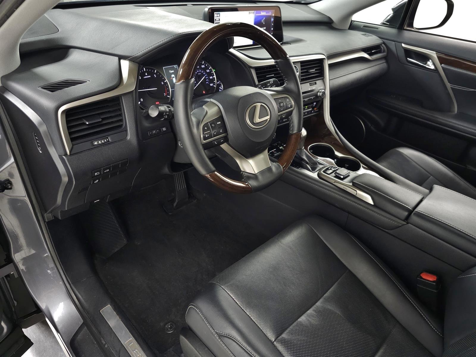 Used 2018 Gray Lexus PREMIUM image 14
