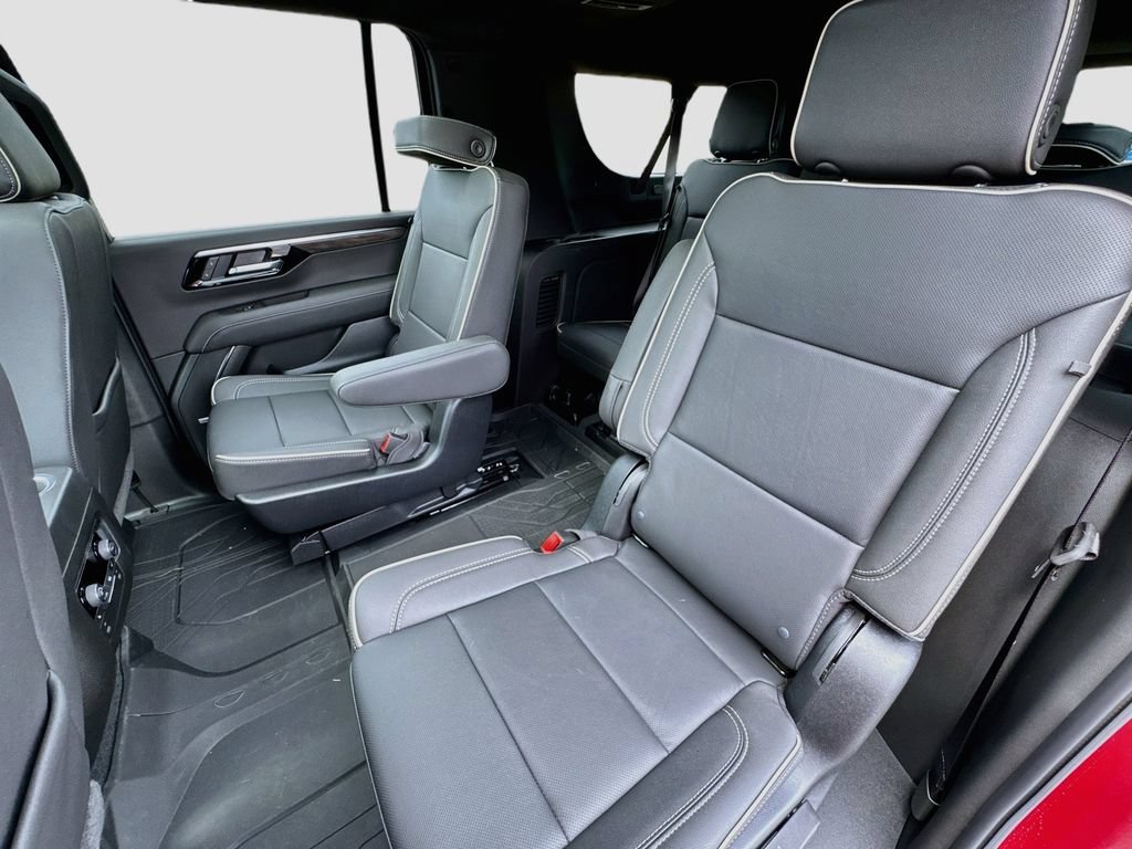 2026 Chevrolet Suburban Premier - Photo 26
